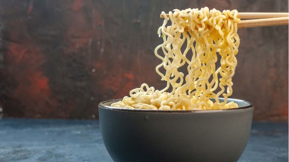 mie-instan-freepikkamranaydinov Mie Instant